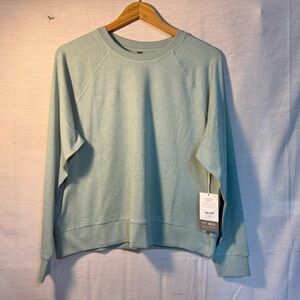 Vuori Halo Crew Sweatshirt Sea Spray Heather Medium NWT